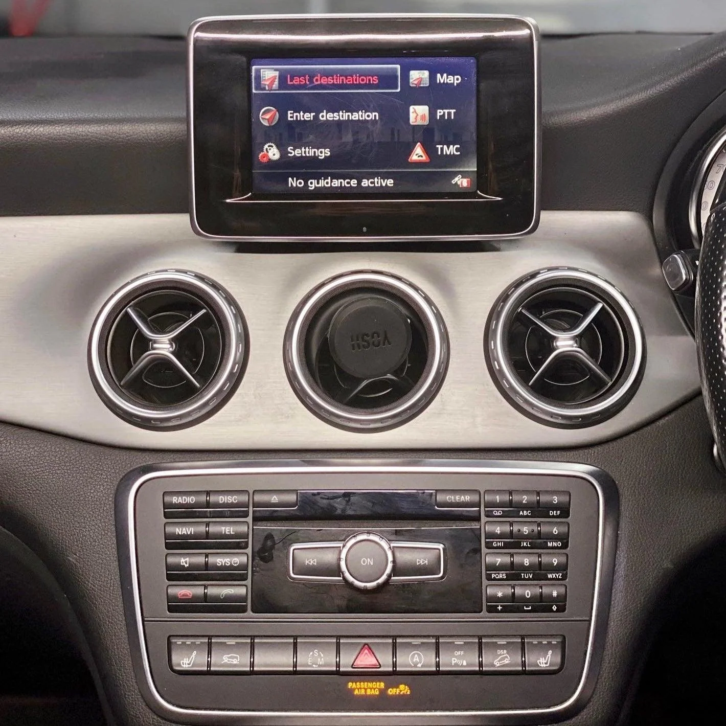 Mercedes-Benz A Class W176 (2012-2018) Apple CarPlay Android Auto 10.25" Touch Screen - Image 11