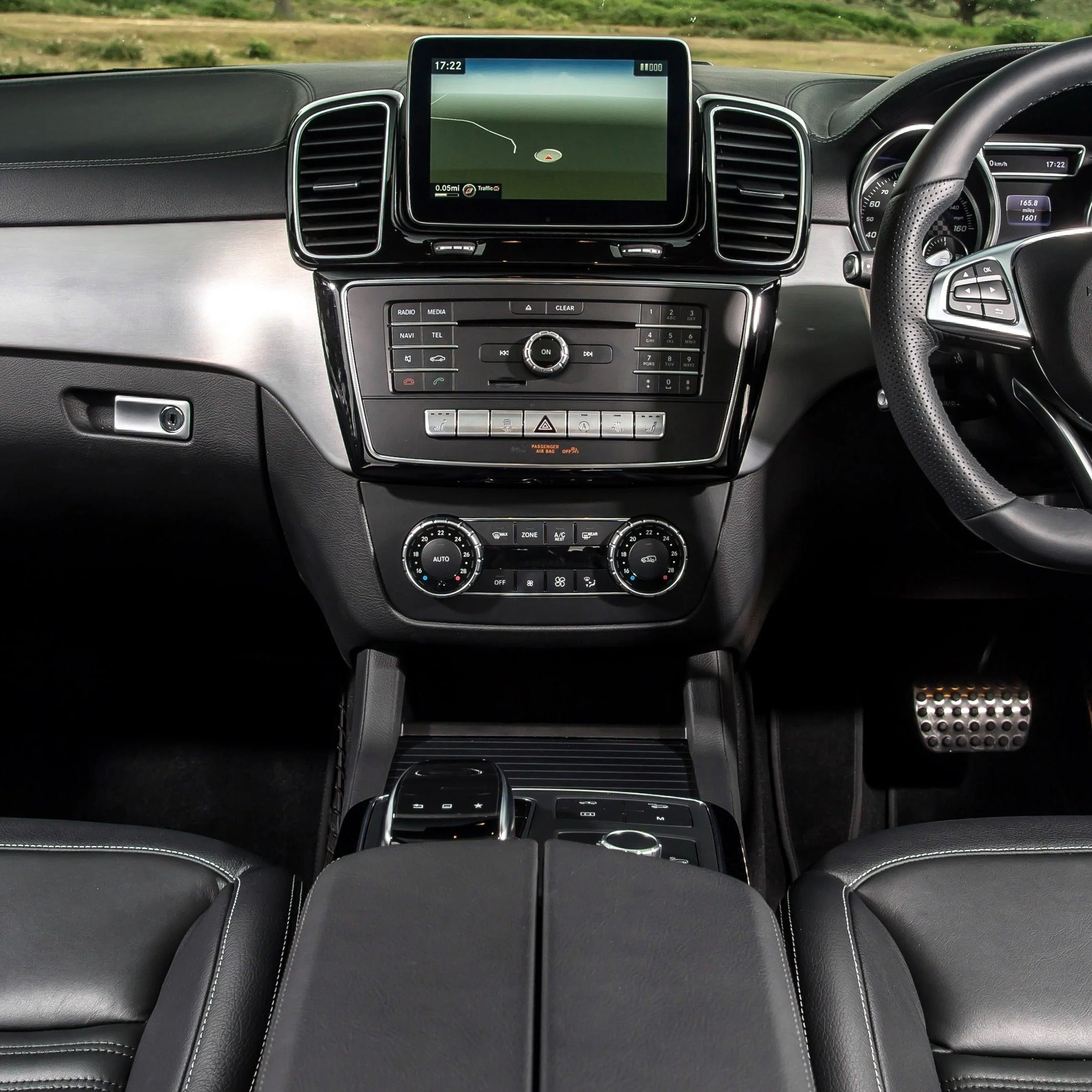 Mercedes-Benz GL GLE ML (2012-2015) 12.3" Android Screen Upgrade and Wireless Apple CarPlay - Image 5