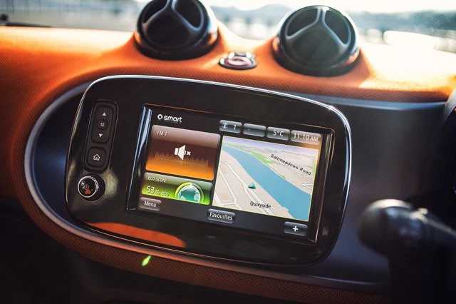 Mercedes-Benz Smart for Two/Four Apple Carplay / Android Auto 9" Stereo Upgrade 2014-2021 - Image 6