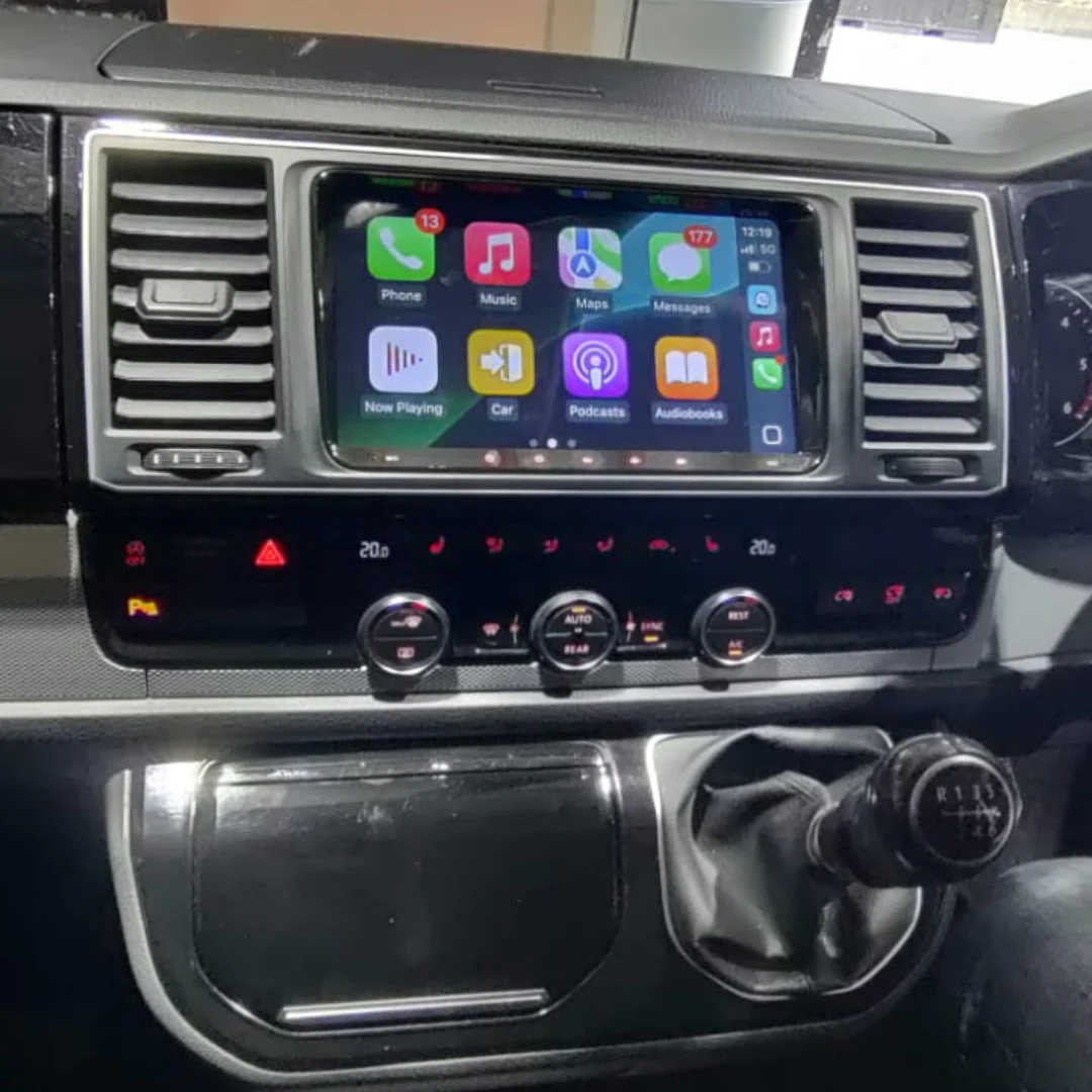 VW UNIVERSAL Apple Carplay / Android Auto 9" Stereo Upgrade - Image 2