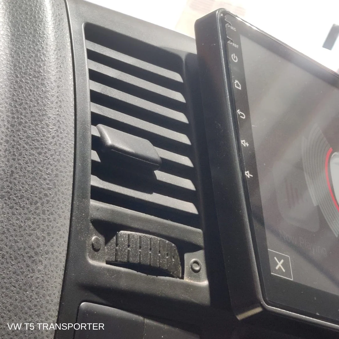 VW UNIVERSAL Apple Carplay / Android Auto 10" Stereo Upgrade - Image 5